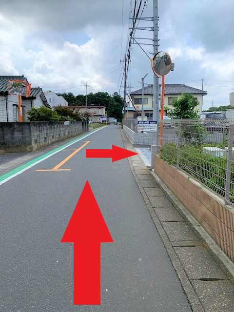 第二駐車場へ